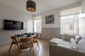 Elegant Stay in Quiet Center, Riga